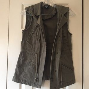 Almost famous military inspired vest